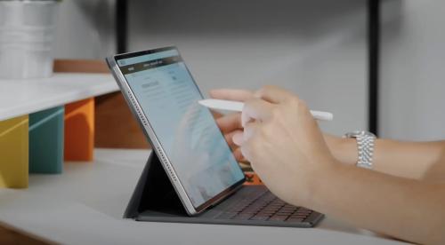 Honor MagicPad 2: определена цена и дата выхода в России Honor MagicPad 2: определена цена и дата выхода в России