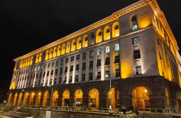 Обзор Nothing Phone (3a): уникального смартфона с футуристичным дизайном Обзор Nothing Phone (3a): уникального смартфона с футуристичным дизайном