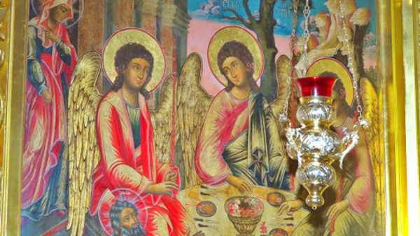 Родительские субботы в 2025 году: традиции поминальных дней и их значение Родительские субботы в 2025 году: традиции поминальных дней и их значение