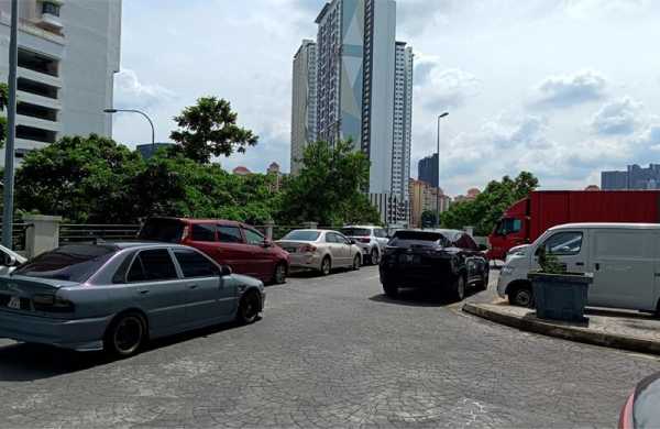 Обзор Honor X9c Smart: прочного и функционального смартфона с низкой ценой Обзор Honor X9c Smart: прочного и функционального смартфона с низкой ценой