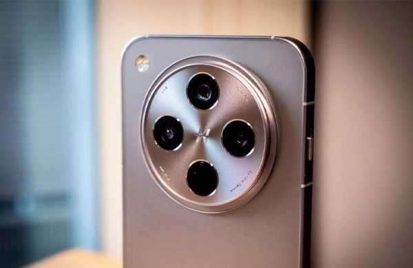 Обзор Oppo Find X8: мощного камерофона во многом копирующего iPhone Обзор Oppo Find X8: мощного камерофона во многом копирующего iPhone