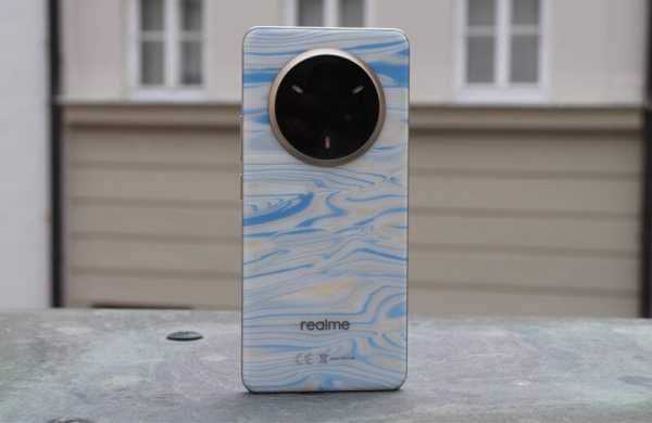 Обзор Realme 14 Pro: автономного и прочного смартфона меняющего цвет на холоде Обзор Realme 14 Pro: автономного и прочного смартфона меняющего цвет на холоде