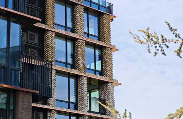 Обзор Xiaomi 15 Ultra: топового смартфона, не уступающего профессиональным камерам Обзор Xiaomi 15 Ultra: топового смартфона, не уступающего профессиональным камерам