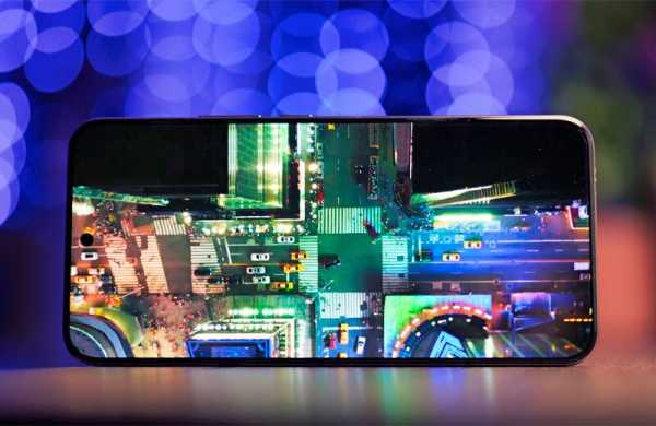 Обзор Realme 14 Pro+: смартфона с интересным дизайном и тремя вспышками Обзор Realme 14 Pro+: смартфона с интересным дизайном и тремя вспышками