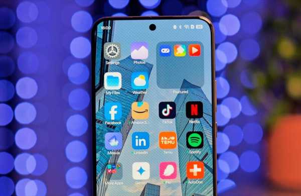 Обзор Realme 14 Pro+: смартфона с интересным дизайном и тремя вспышками Обзор Realme 14 Pro+: смартфона с интересным дизайном и тремя вспышками