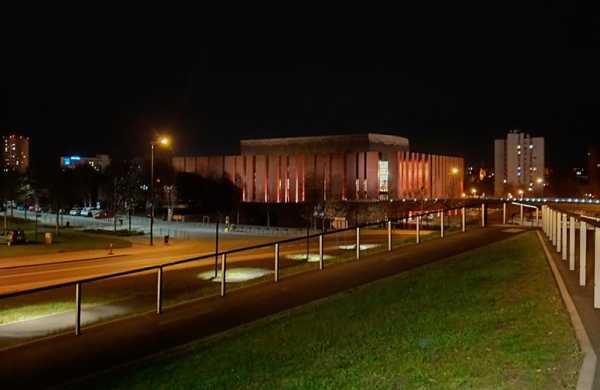 Обзор Realme 14T 5G: автономного смартфона с AMOLED-экраном и водозащитой Обзор Realme 14T 5G: автономного смартфона с AMOLED-экраном и водозащитой