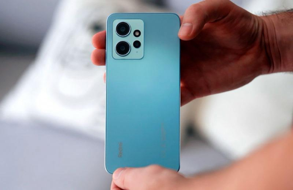 Обзор Xiaomi Redmi Note 12 4G: бюджетного смартфона с заявками на лидерство Обзор Xiaomi Redmi Note 12 4G: бюджетного смартфона с заявками на лидерство