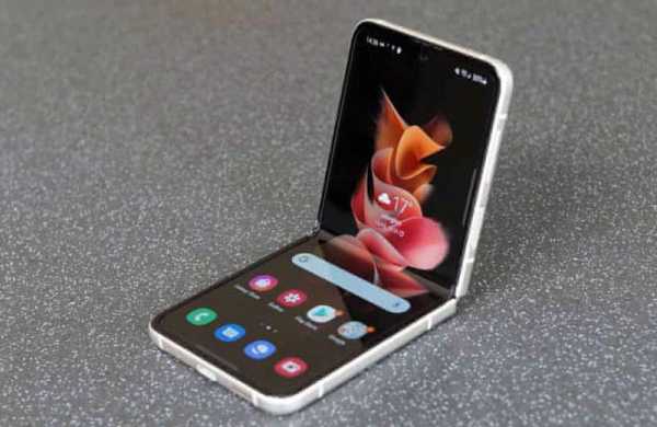 Обзор Samsung Galaxy Z Flip3 5G: высокотехнологичный раскладной смартфон стал дешевле Обзор Samsung Galaxy Z Flip3 5G: высокотехнологичный раскладной смартфон стал дешевле