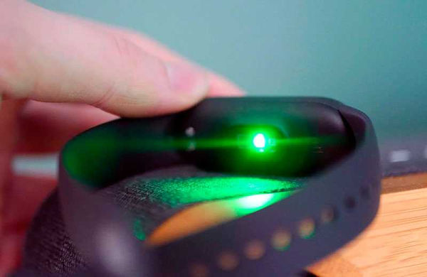 Обзор Xiaomi Mi Band 6 – по-прежнему лучшего бюджетного фитнес-браслета? Обзор Xiaomi Mi Band 6 – по-прежнему лучшего бюджетного фитнес-браслета?