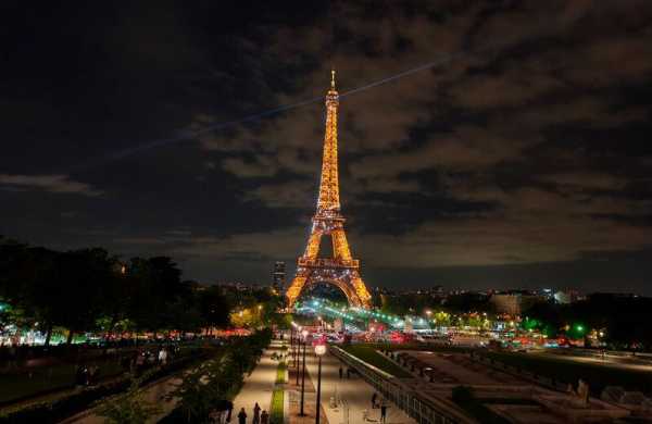 Обзор Realme GT 7: смартфона в стиле Aston Martin с аккумулятором 7000 мАч Обзор Realme GT 7: смартфона в стиле Aston Martin с аккумулятором 7000 мАч