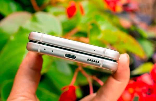 Обзор Samsung Galaxy Z Flip3 5G: высокотехнологичный раскладной смартфон стал дешевле Обзор Samsung Galaxy Z Flip3 5G: высокотехнологичный раскладной смартфон стал дешевле