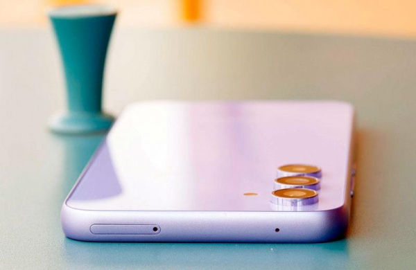 Обзор Samsung Galaxy A54 5G: смартфона с флагманским дизайном и обновлённым процессором Обзор Samsung Galaxy A54 5G: смартфона с флагманским дизайном и обновлённым процессором