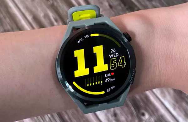 Обзор Huawei Watch GT Runner: яркие и спортивные часы для бега Обзор Huawei Watch GT Runner: яркие и спортивные часы для бега