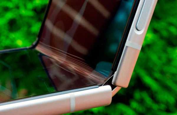 Обзор Samsung Galaxy Z Flip3 5G: высокотехнологичный раскладной смартфон стал дешевле Обзор Samsung Galaxy Z Flip3 5G: высокотехнологичный раскладной смартфон стал дешевле