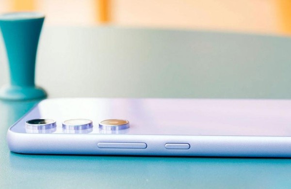 Обзор Samsung Galaxy A54 5G: смартфона с флагманским дизайном и обновлённым процессором Обзор Samsung Galaxy A54 5G: смартфона с флагманским дизайном и обновлённым процессором