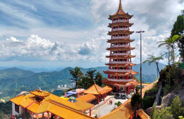 Обзор Oppo A60: доступный смартфона с прочным корпусом и слабым железом Обзор Oppo A60: доступный смартфона с прочным корпусом и слабым железом