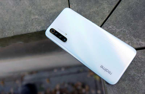 Обзор Realme X3 SuperZoom: непросто бюджетный флагман! Обзор Realme X3 SuperZoom: непросто бюджетный флагман!