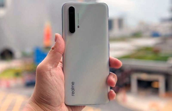 Обзор Realme X3 SuperZoom: непросто бюджетный флагман! Обзор Realme X3 SuperZoom: непросто бюджетный флагман!