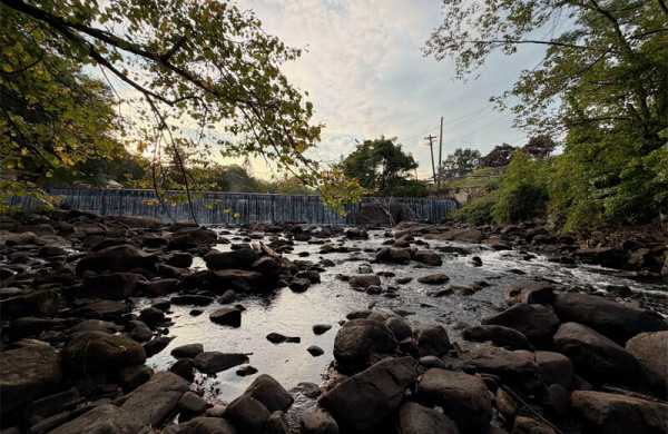 Обзор Apple iPhone 17 Pro Max: самого дорогого смартфона с множеством инноваций Обзор Apple iPhone 17 Pro Max: самого дорогого смартфона с множеством инноваций