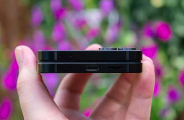 Обзор Samsung Galaxy Z Flip 7 FE: фанатской версии лучшего раскладного смартфона 2025 года Обзор Samsung Galaxy Z Flip 7 FE: фанатской версии лучшего раскладного смартфона 2025 года