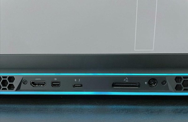 Обзор Alienware m17 R4 (2021): дорогой игровой ноутбук с клавишами Cherry MX Обзор Alienware m17 R4 (2021): дорогой игровой ноутбук с клавишами Cherry MX