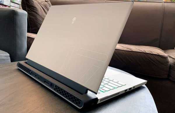 Обзор Alienware m17 R3: мощная игровая система с дисплеем 300 Гц Обзор Alienware m17 R3: мощная игровая система с дисплеем 300 Гц