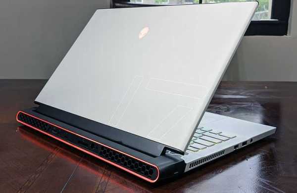 Обзор Alienware m17 R3: мощная игровая система с дисплеем 300 Гц Обзор Alienware m17 R3: мощная игровая система с дисплеем 300 Гц