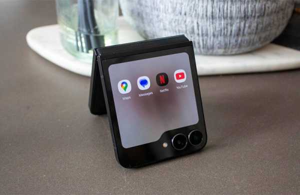 Обзор Samsung Galaxy Z Flip 7 FE: фанатской версии лучшего раскладного смартфона 2025 года Обзор Samsung Galaxy Z Flip 7 FE: фанатской версии лучшего раскладного смартфона 2025 года