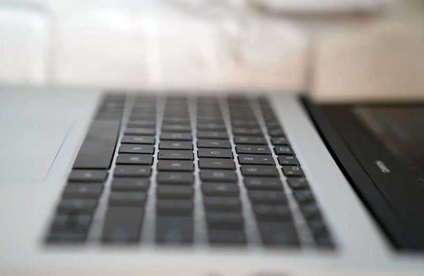 Обзор Huawei Matebook D 14 2020: ноутбук для офиса Обзор Huawei Matebook D 14 2020: ноутбук для офиса