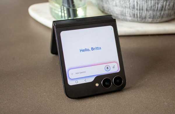 Обзор Samsung Galaxy Z Flip 7 FE: фанатской версии лучшего раскладного смартфона 2025 года Обзор Samsung Galaxy Z Flip 7 FE: фанатской версии лучшего раскладного смартфона 2025 года