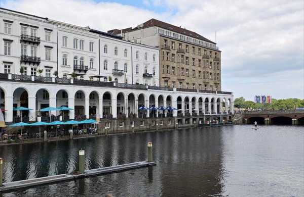 Обзор ZTE nubia Z70S Ultra: камерофона на стиле с ретро-дизайном Обзор ZTE nubia Z70S Ultra: камерофона на стиле с ретро-дизайном