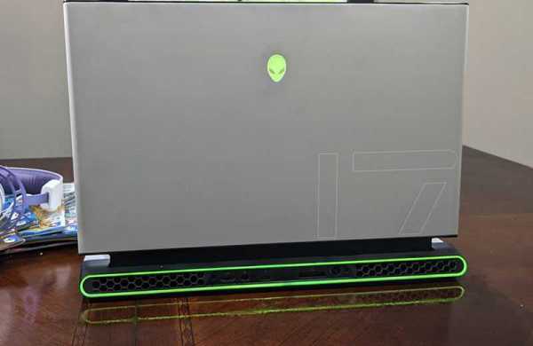 Обзор Alienware m17 R3: мощная игровая система с дисплеем 300 Гц Обзор Alienware m17 R3: мощная игровая система с дисплеем 300 Гц