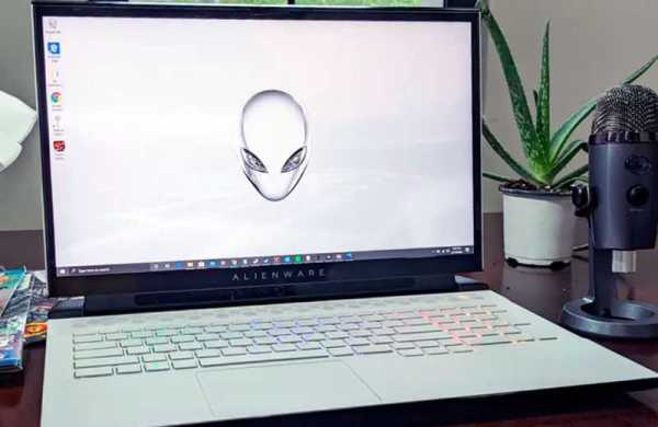 Обзор Alienware m17 R3: мощная игровая система с дисплеем 300 Гц Обзор Alienware m17 R3: мощная игровая система с дисплеем 300 Гц