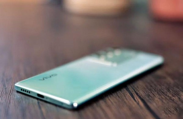 Обзор Vivo V27: способного смартфона среднего класса с хорошими компонентами Обзор Vivo V27: способного смартфона среднего класса с хорошими компонентами