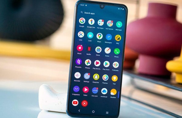 Обзор Vivo V21 5G: среднего смартфона для любителей селфи и Instagram Обзор Vivo V21 5G: среднего смартфона для любителей селфи и Instagram