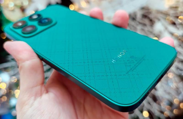 Обзор HONOR X8b: смартфона с великолепным дизайном и экраном Dynamic Island Обзор HONOR X8b: смартфона с великолепным дизайном и экраном Dynamic Island