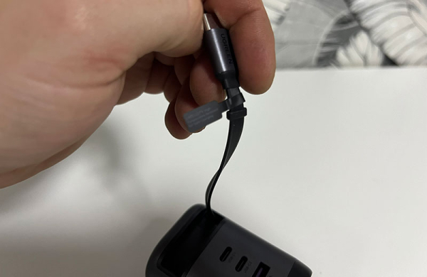 Обзор Ugreen Nexode GaN 100W (X606): Революция с выдвижным кабелем или маркетинг? Обзор Ugreen Nexode GaN 100W (X606): Революция с выдвижным кабелем или маркетинг?