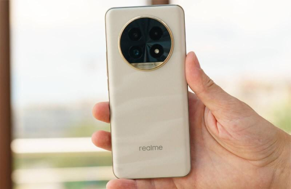 Обзор Realme 13 Pro+: лучшего смартфона среднего сегмента для съёмки Обзор Realme 13 Pro+: лучшего смартфона среднего сегмента для съёмки