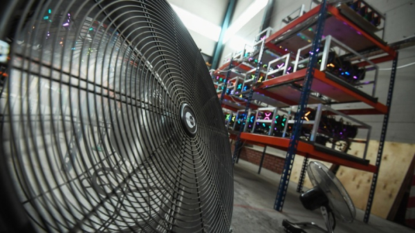 Три незаконные майнинг-фермы обнаружили в Кузбассе, ущерб превысил 20 млн