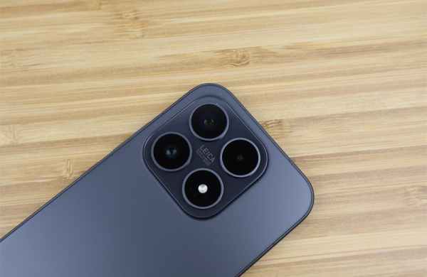 Обзор Xiaomi 17: компактного флагмана с самым мощным процессором Обзор Xiaomi 17: компактного флагмана с самым мощным процессором