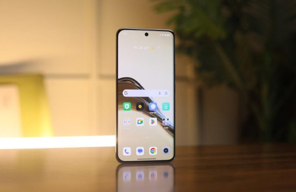 Обзор Realme 13 Pro+: лучшего смартфона среднего сегмента для съёмки Обзор Realme 13 Pro+: лучшего смартфона среднего сегмента для съёмки