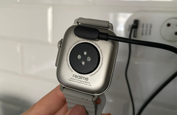 Обзор Realme Watch 5: дешёвый аналог Apple Watch с нужными функциями Обзор Realme Watch 5: дешёвый аналог Apple Watch с нужными функциями