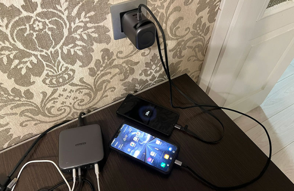 Обзор Ugreen Nexode GaN 100W (X606): Революция с выдвижным кабелем или маркетинг? Обзор Ugreen Nexode GaN 100W (X606): Революция с выдвижным кабелем или маркетинг?