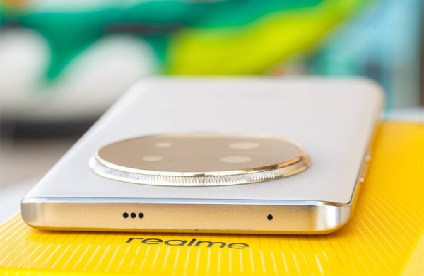 Обзор Realme 13 Pro+: лучшего смартфона среднего сегмента для съёмки Обзор Realme 13 Pro+: лучшего смартфона среднего сегмента для съёмки