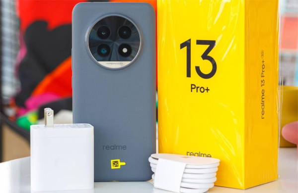 Обзор Realme 13 Pro+: лучшего смартфона среднего сегмента для съёмки Обзор Realme 13 Pro+: лучшего смартфона среднего сегмента для съёмки