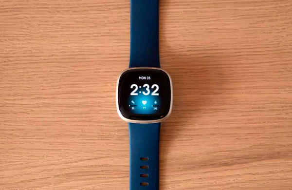 Обзор Fitbit Versa 3: альтернатива Apple Watch для Android Обзор Fitbit Versa 3: альтернатива Apple Watch для Android