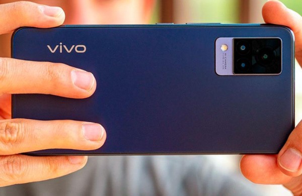 Обзор Vivo V21 5G: среднего смартфона для любителей селфи и Instagram Обзор Vivo V21 5G: среднего смартфона для любителей селфи и Instagram
