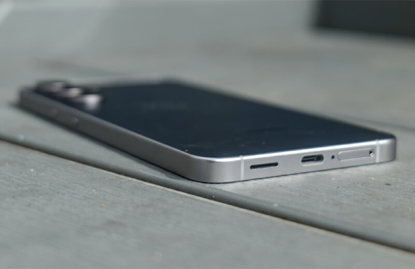 Обзор Samsung Galaxy S25 FE: чуть более доступного смартфона, не уступающего флагманам Обзор Samsung Galaxy S25 FE: чуть более доступного смартфона, не уступающего флагманам