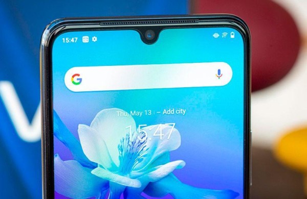 Обзор Vivo V21 5G: среднего смартфона для любителей селфи и Instagram Обзор Vivo V21 5G: среднего смартфона для любителей селфи и Instagram