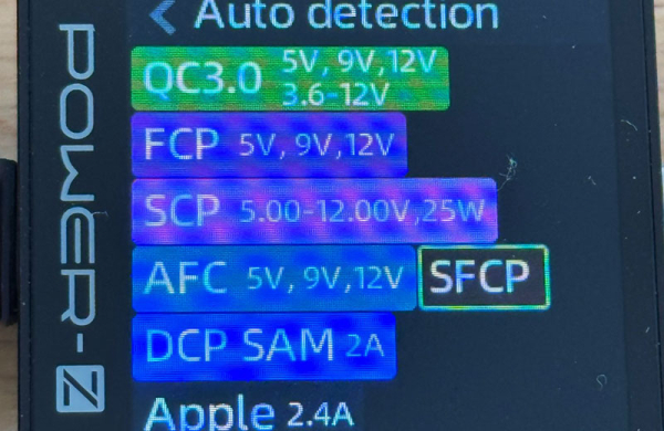 Обзор Ugreen Nexode GaN 100W (X606): Революция с выдвижным кабелем или маркетинг? Обзор Ugreen Nexode GaN 100W (X606): Революция с выдвижным кабелем или маркетинг?